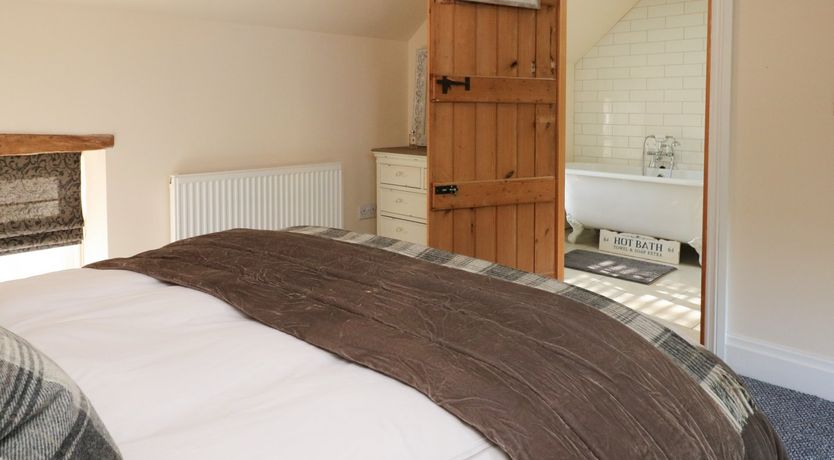 Photo of Hollys Barn