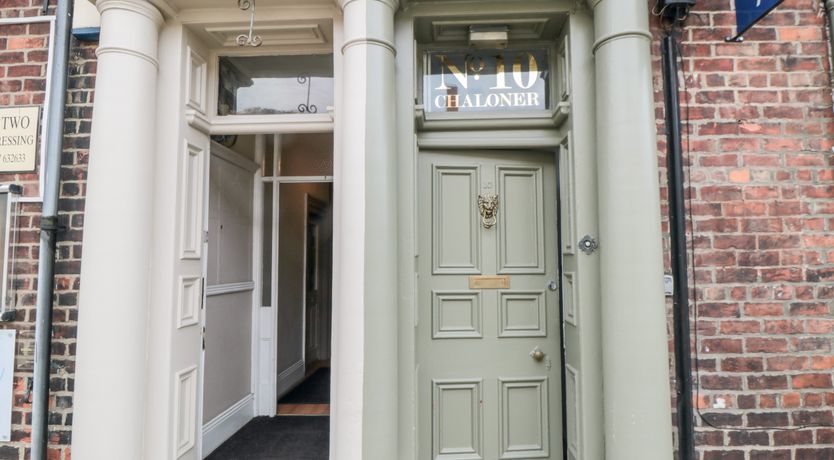 Photo of 10 Chaloner