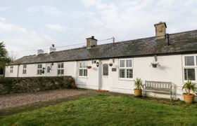 Bwthyn Taid a Nain Holiday Cottage