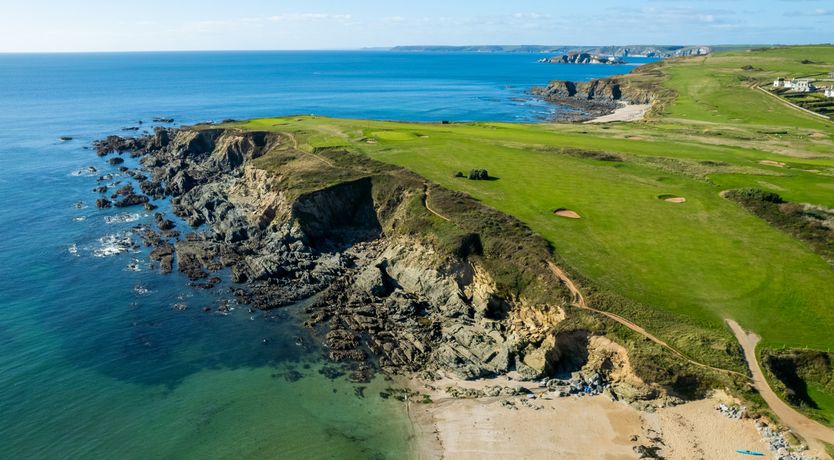 Photo of Rose Thatch