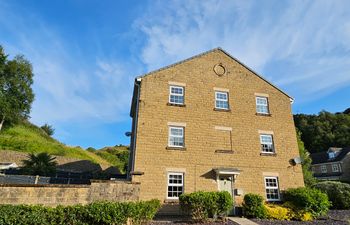 The Milne Holiday Cottage