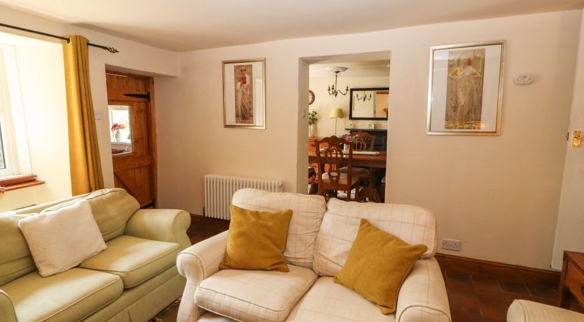 Photo of White House