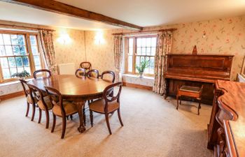 Old Hall Farm Holiday Cottage