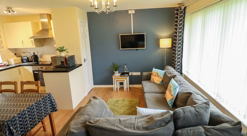 Photo of 12 The Dell