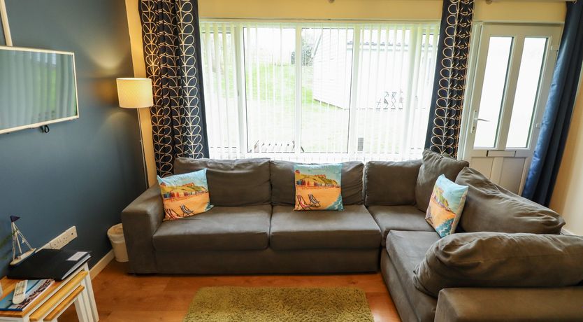 Photo of 12 The Dell