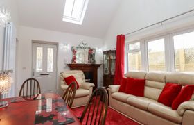 Photo of cottage-in-herne-bay