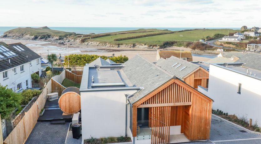 Photo of 7 Longshore