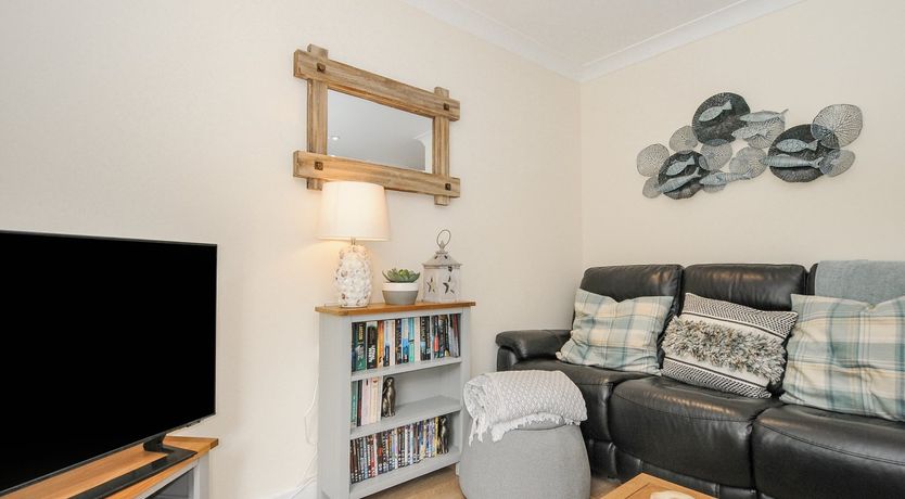 Photo of Woodmans Cottage