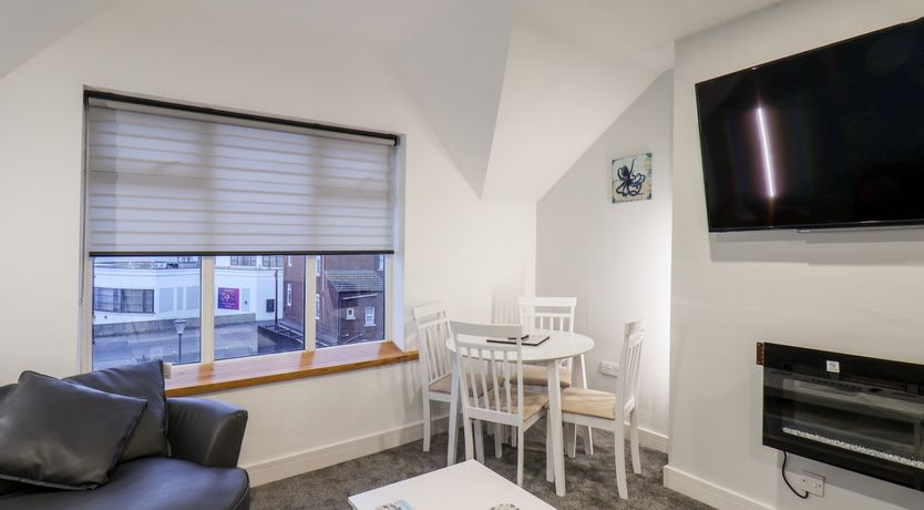 Photo of Frankie’s Seaview 5