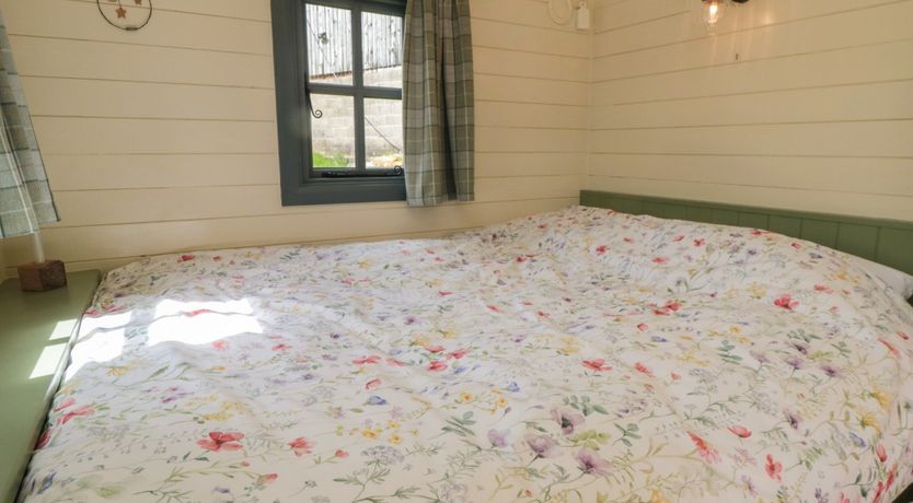 Photo of Sheep Cote Shepherds Hut