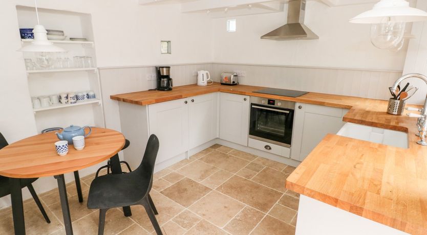 Photo of 10 Westgate Hill