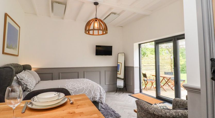 Photo of The Snug at Pickelden Farmhouse