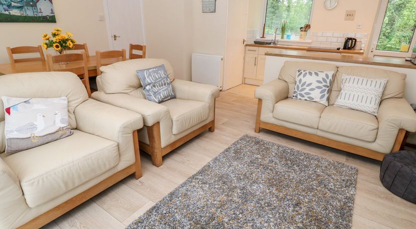 Photo of 17 River Banks