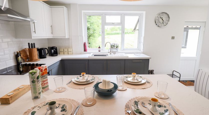 Photo of 6 Hillside Cottages