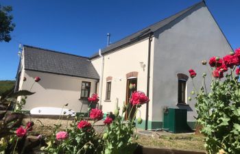 Ty Rhosyn Holiday Cottage