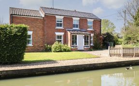 Photo of Riverside Cottage