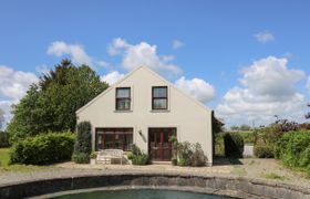 The Clove Holiday Cottage