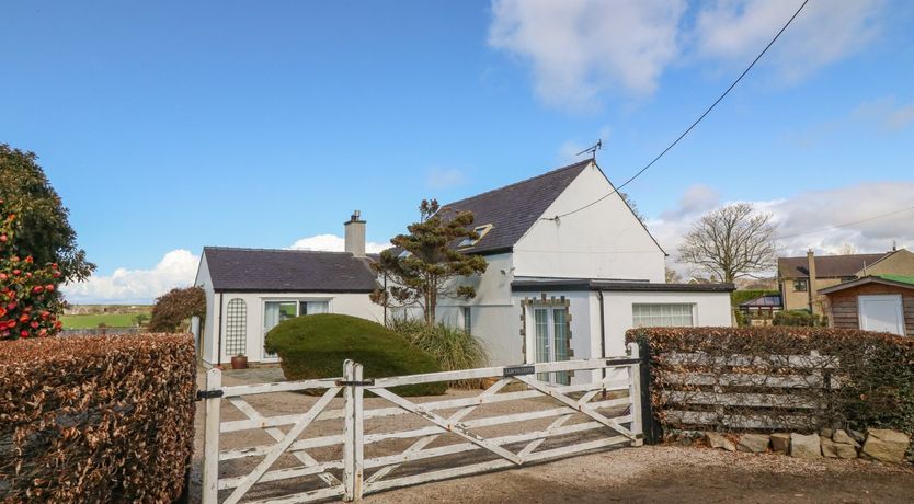 Photo of Llwyn Celyn