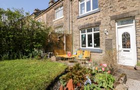 5 Railway Terrace Holiday Cottage