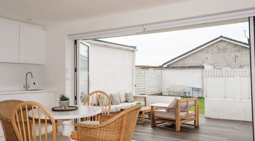 Photo of 31 Sisial Y Mor