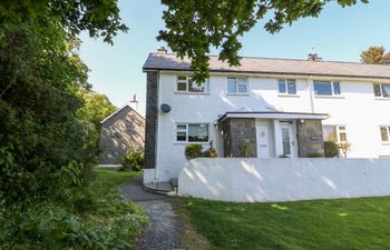 20 Glyn Y Mor Holiday Cottage