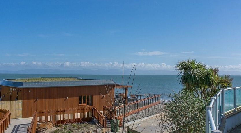 Photo of E19 The Warren