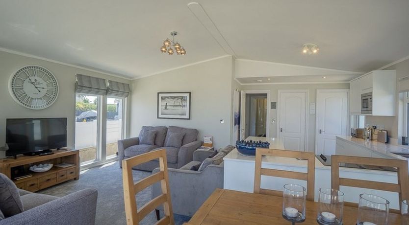 Photo of E19 The Warren