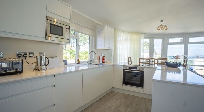 Photo of E19 The Warren