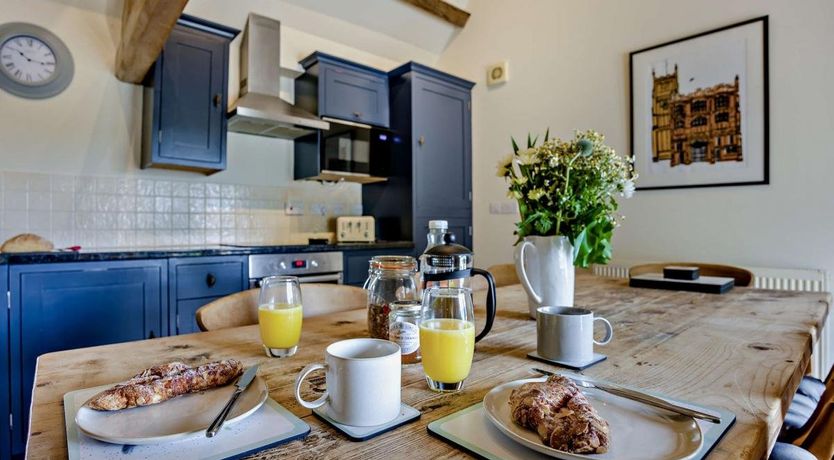 Photo of 3 Bed in Kemble