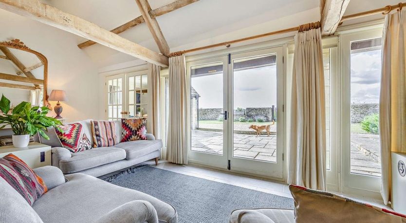 Photo of 3 Bed in Kemble