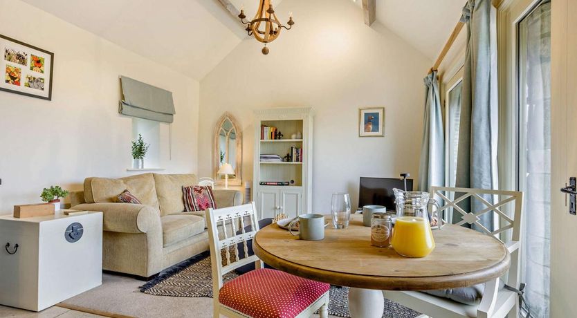 Photo of 1 Bed in Cirencester