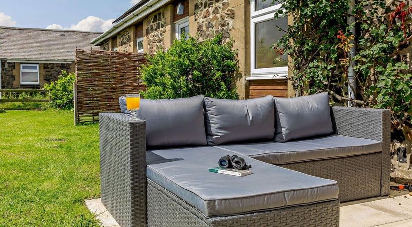 Photo of 3 Bed in Low Newton by the Sea