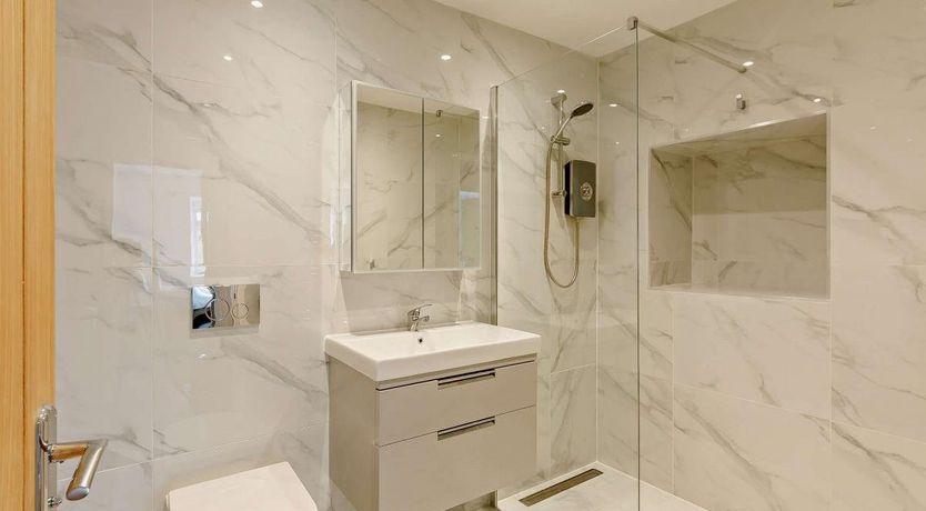 Photo of 3 Bed in Low Newton by the Sea