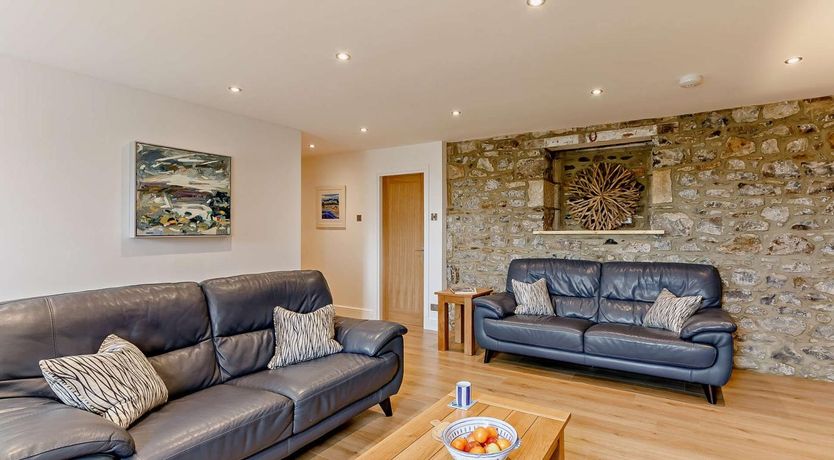 Photo of 3 Bed in Newton -by-the- Sea