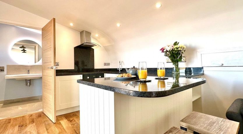 Photo of 1 Bed in Morwenstow