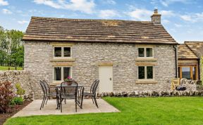 Photo of in Tunstead (92127)