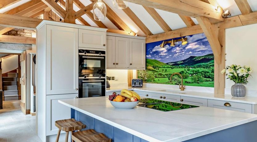 Photo of 3 Bed in Tunstead