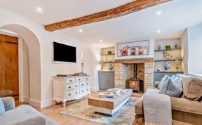 Photo of 2 Bed in Cheltenham
