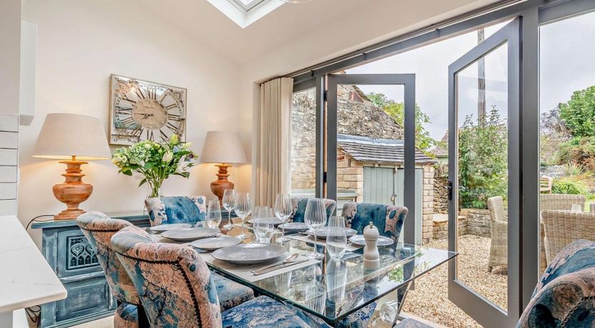 Photo of 2 Bed in Lower Swell