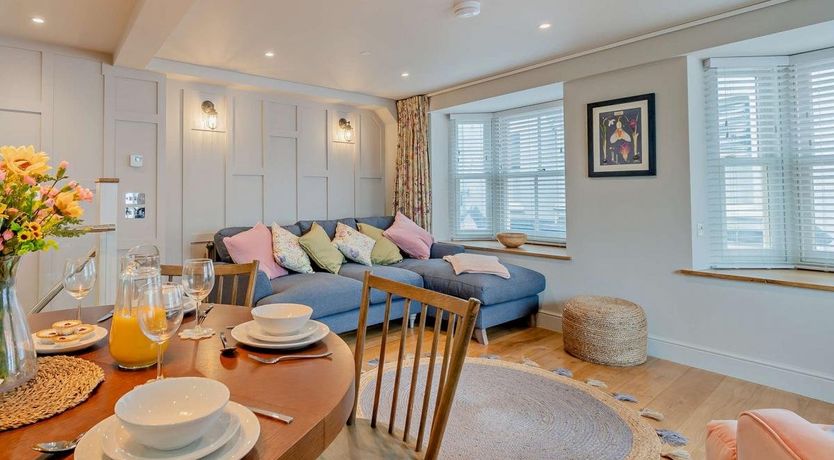 Photo of 3 Bed in Tenby