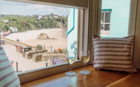 Photo of in Tenby (92150)
