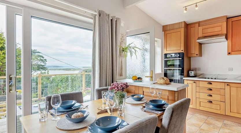 Photo of 2 Bed in Aberdovey