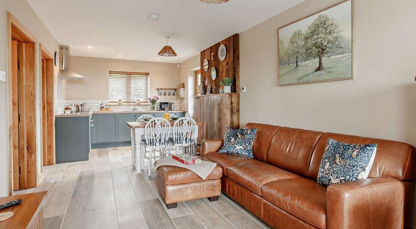 Photo of 2 Bed in Masbury