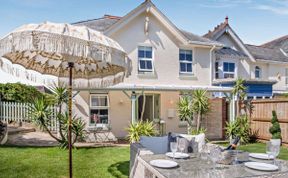 Photo of 3 Bed in Shanklin