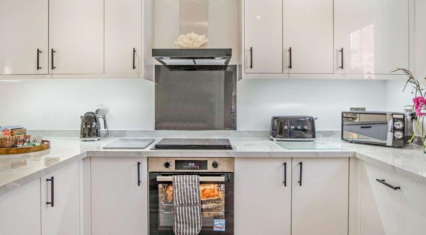 Photo of 3 Bed in Shanklin