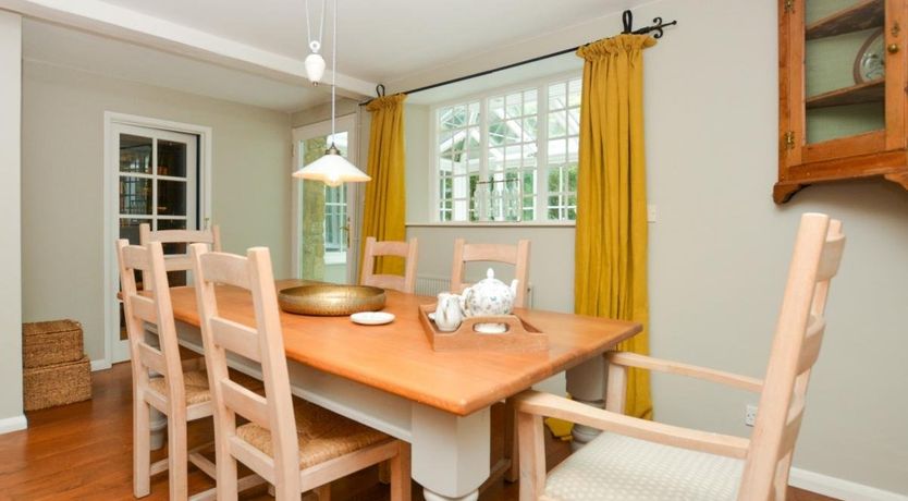 Photo of 3 Bed in Beaminster