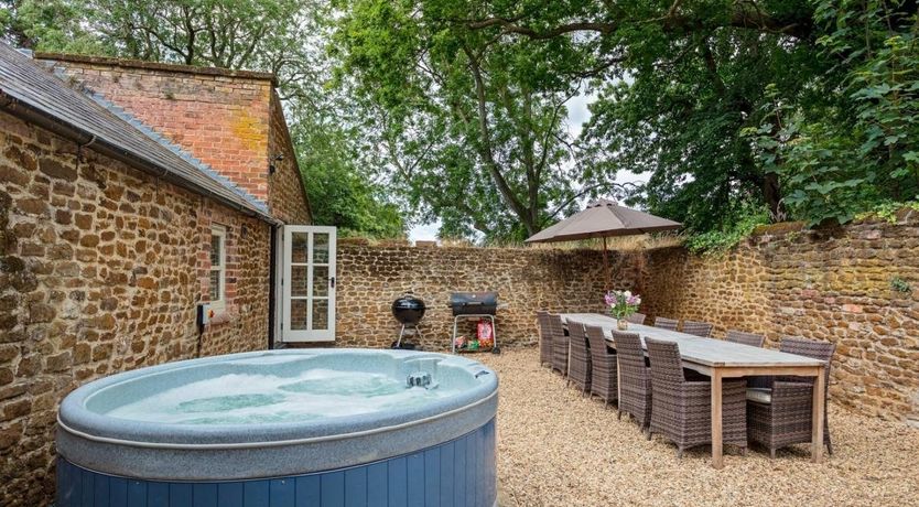 Photo of 4 Bed in Ingoldisthorpe