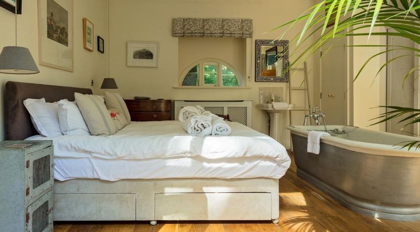 Photo of 4 Bed in Ingoldisthorpe