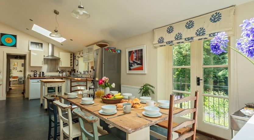 Photo of 4 Bed in Ingoldisthorpe