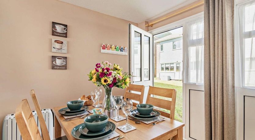 Photo of 2 Bed in Freshwater East